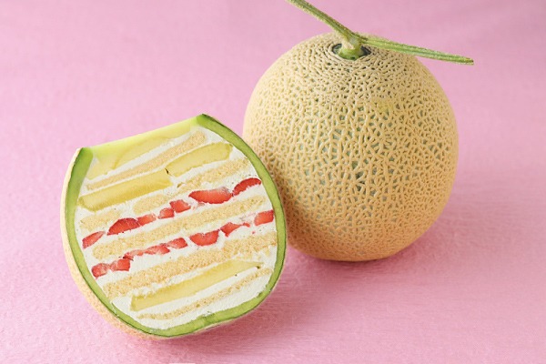 Cake.jpの「まるごとメロンケーキ」②