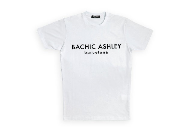 バチックアシュリーバルセロナのTシャツがRichで販売①