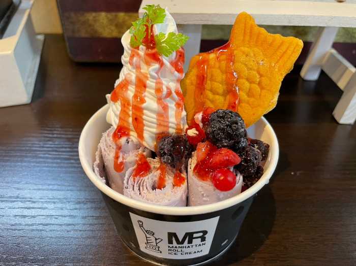 マンハッタンロールアイスクリームのコラボメニュー⑤