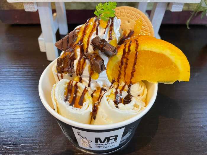 マンハッタンロールアイスクリームのコラボメニュー②