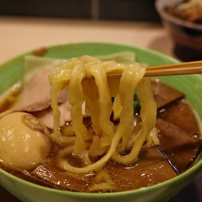 かめ囲の麺