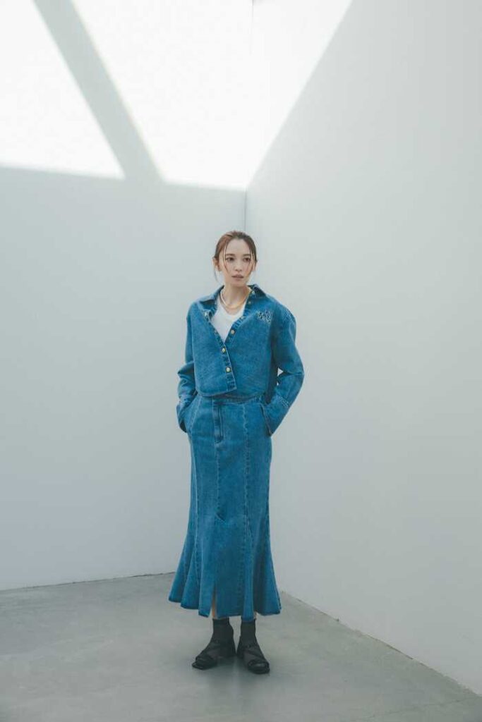 【COCO DEAL】宮田聡子が着こなす、はかなくてニュアンシーなビジュアルを公開♪：cocotte