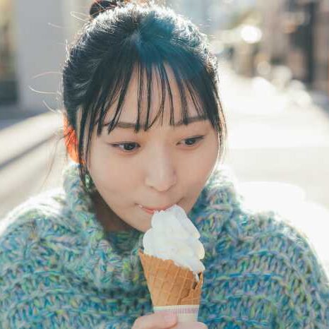 爆売れ中!にゃんこスター｢アンゴラ村長｣デジタル写真集の未公開カット