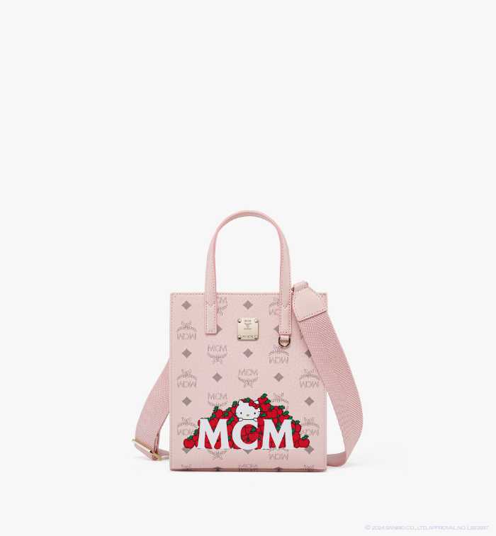 MCMのHELLO KITTYとのコラボコレクション③