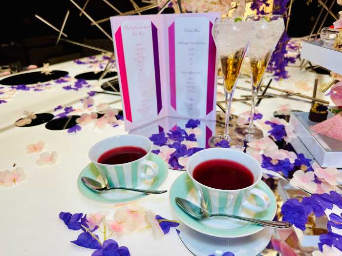 ANAクラウンプラザホテル大阪のPink Afternoon Tea【with Purple】です。