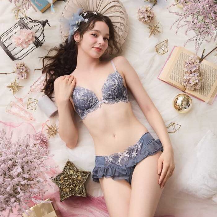 サマリさん専用 Risa Magli(リサマリ)】2025年スプリングサマーコレクションを公開