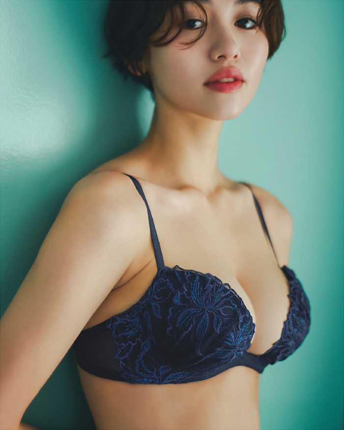 RAVIJOURのランジェリーコレクション②