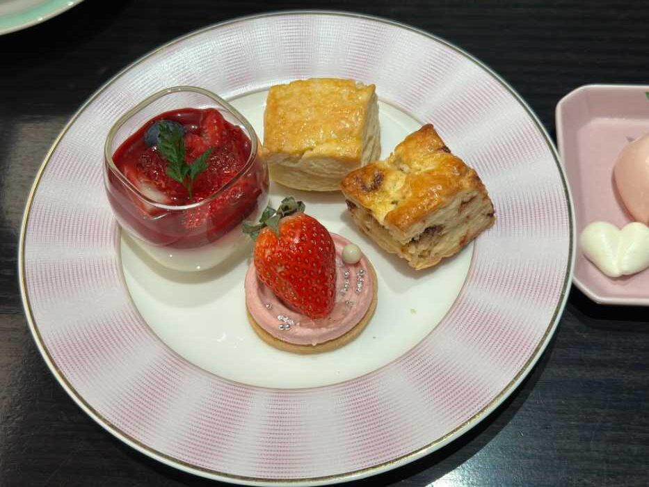 ANAのアフタヌーンティーです