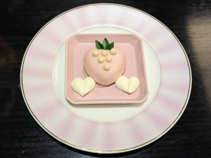 ANAクラウンプラザホテル大阪のピンクアフタヌーンティー ストロベリー⑧