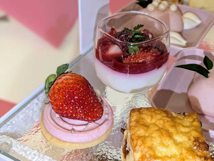 ANAクラウンプラザホテル大阪のピンクアフタヌーンティー ストロベリー⑨