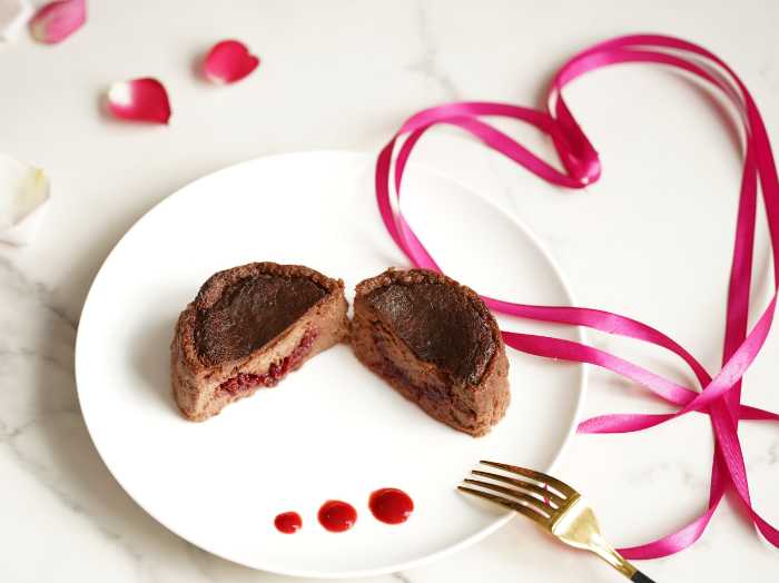 小麦の奴隷のとろ生チョコバスクチーズケーキ②