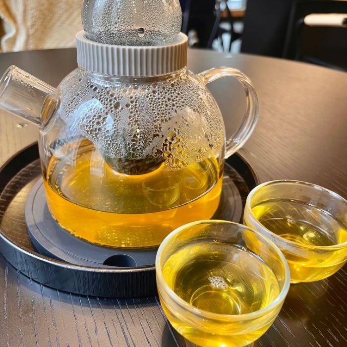 湘南飯店のお茶1