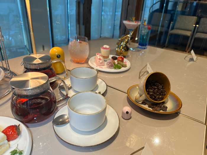 voco大阪セントラルのストロベリーアフタヌーンティです。