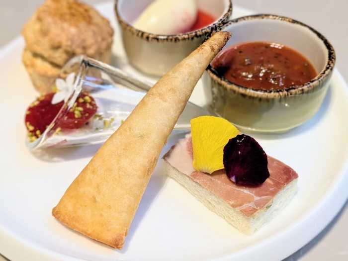 voco大阪セントラルのストロベリー アフタヌーンティー⑫