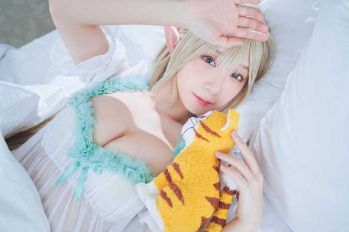 伊織もえのグラビア②