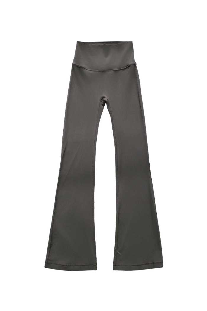 SWELLYのアクティブウエア⑫