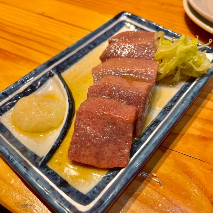 ふじ屋のレバ刺し1