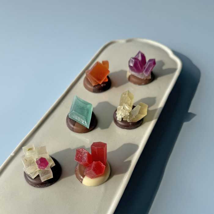 メルティングポットハラペコラボの鉱物ショコラ③