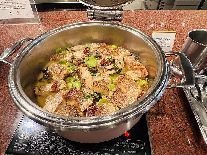 ホテル ユニバーサル ポートの春の華やかイタリアンです。