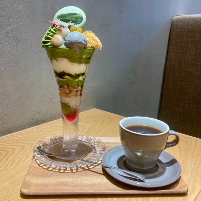 CAFE DULCETのさくら香る お抹茶づくしパフェ
