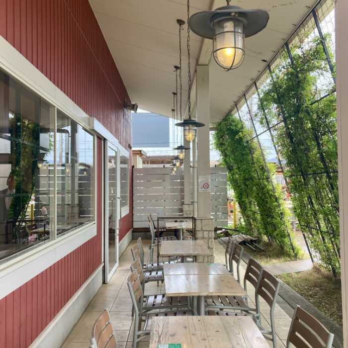 TAMAGOYAのテラス席