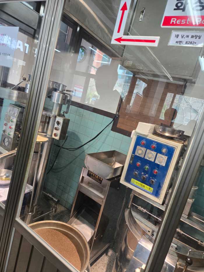 チョンニュビョッの内装