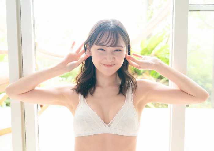 高井真菜のデジタル限定写真集⑤
