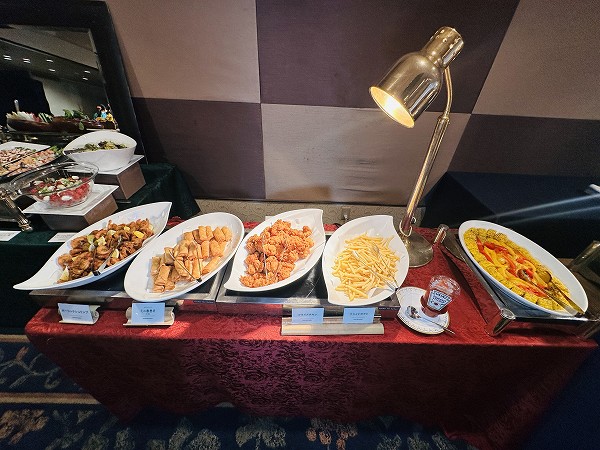 アゴーラ守口の世界グルメビアガーデンです。