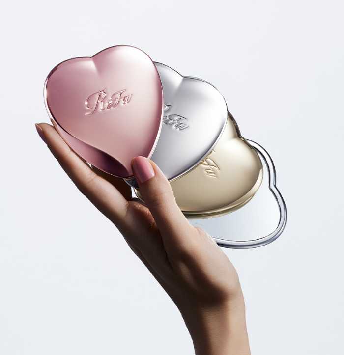 ReFaのヘアメイクミラー