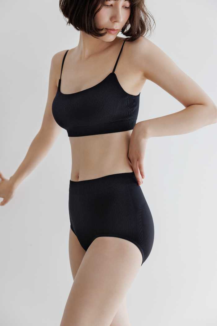 BAMBI WATERのナイトブラ⑨