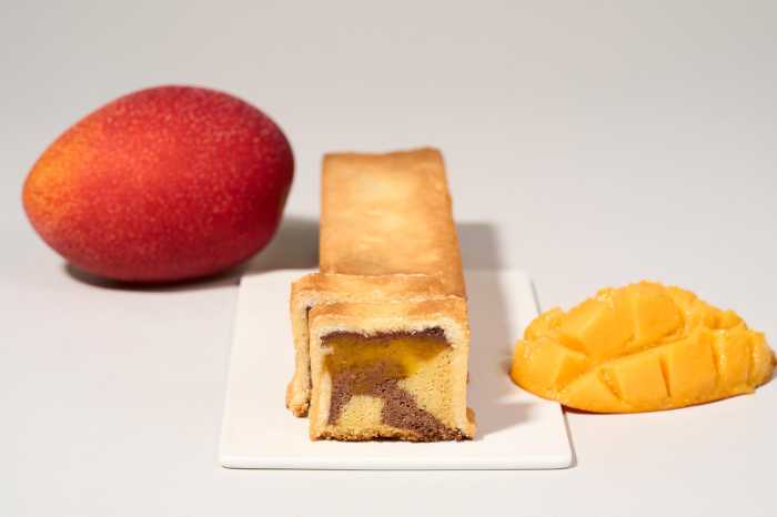 ミニマルのガトーショコラ ソフト 宮崎マンゴー①