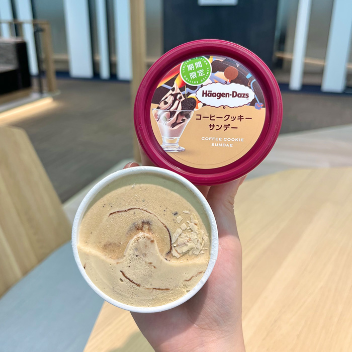 ハーゲンダッツのコーヒークッキーサンデー②