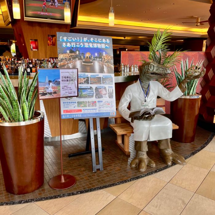 グランカフェの内観1