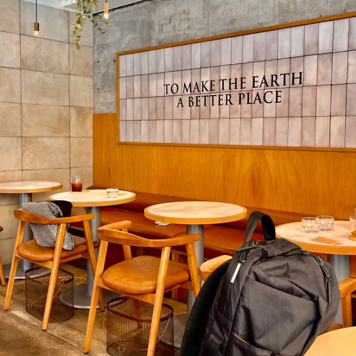 ウッドベリーコーヒーの内装2