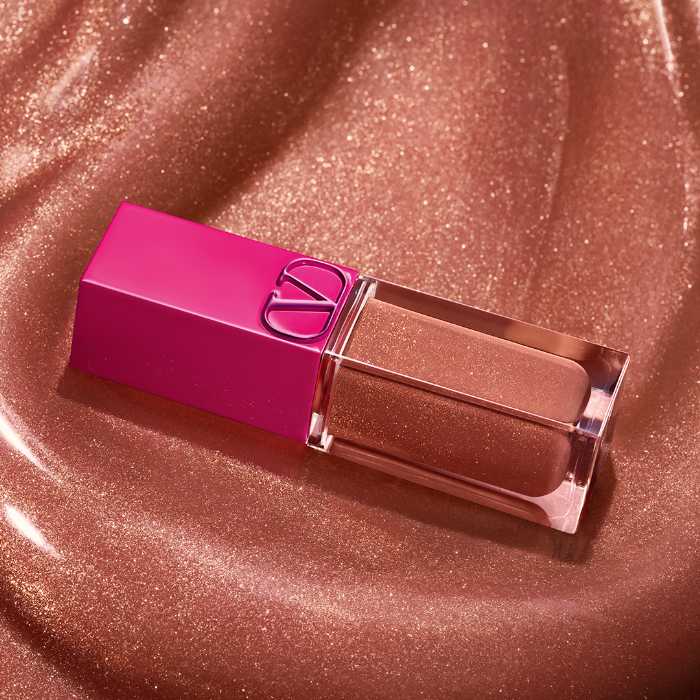 ヴァレンティノ ビューティのパッファー グロス③