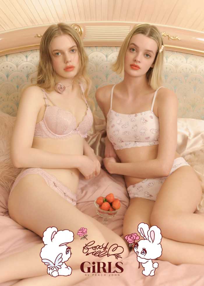 ガールズ バイ ピーチ･ジョンのコラボアイテム①