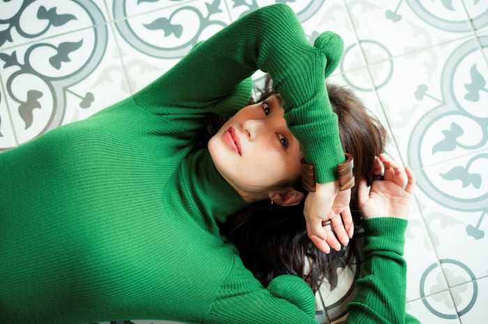 上戸彩の写真集⑥