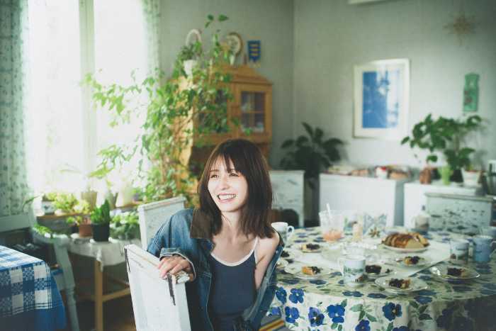 長濱ねるのセカンド写真集②