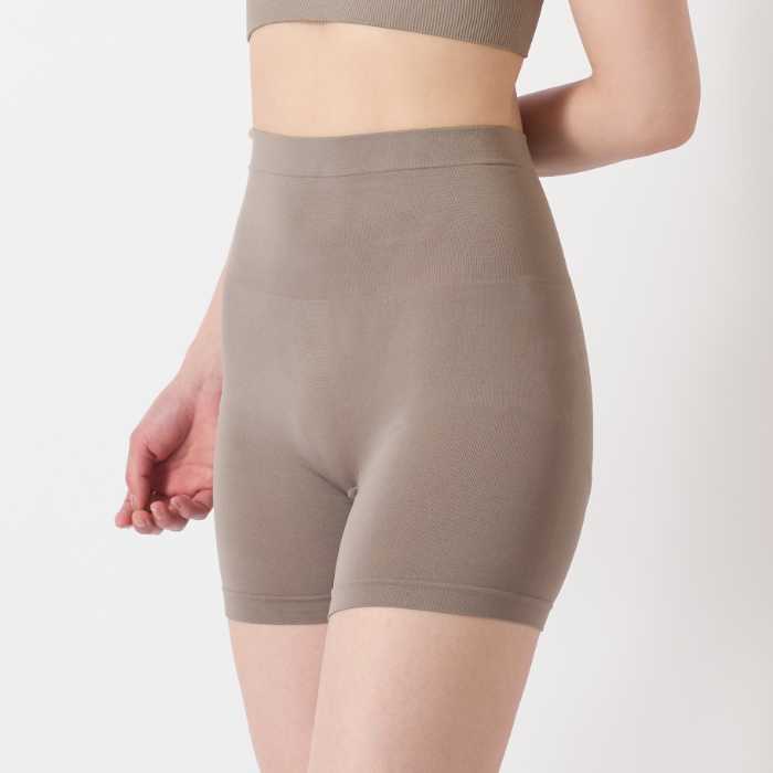 KEYUCAのさらさら7分丈パンツ④