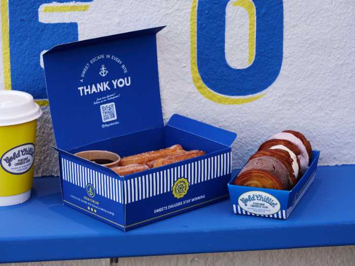 専門店のアイスチュロス3