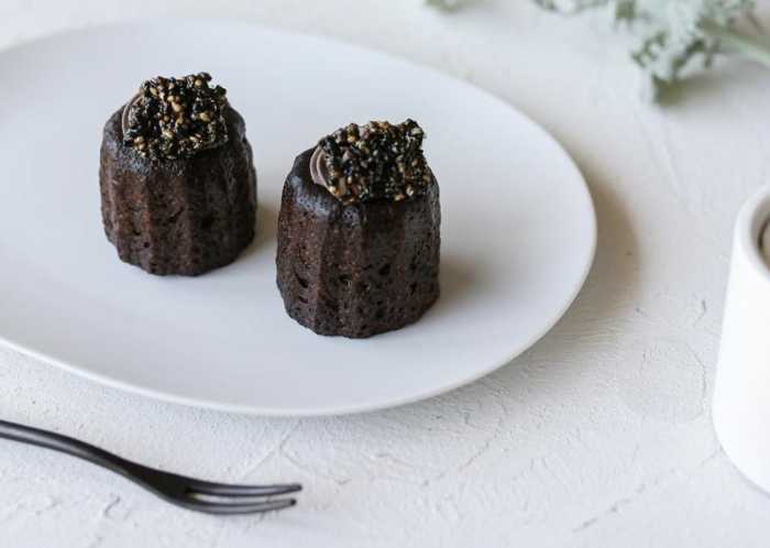 立町カヌレの黒ごまラテカヌレ4