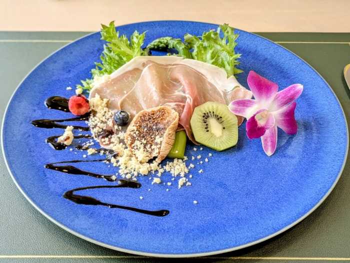 ホテル京阪京橋グランデの初夏のフルーツアフタヌーンティー②