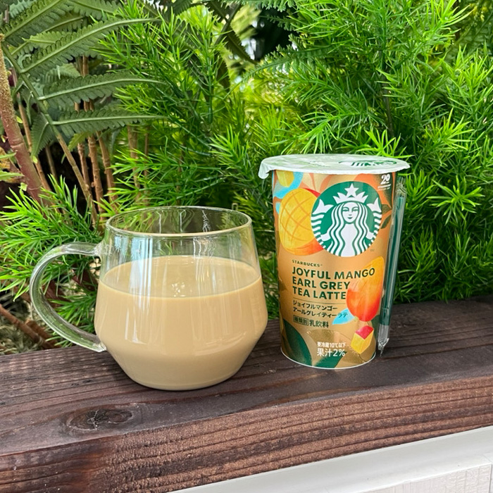 スターバックスのジョイフルマンゴーアールグレイティーラテ⑤