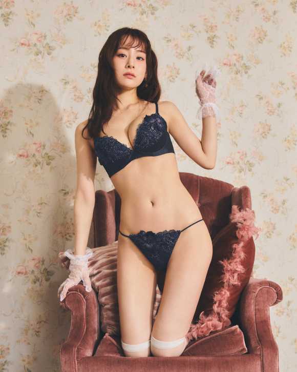 ラヴィジュールの｢2025 COLLECTION #4｣⑥