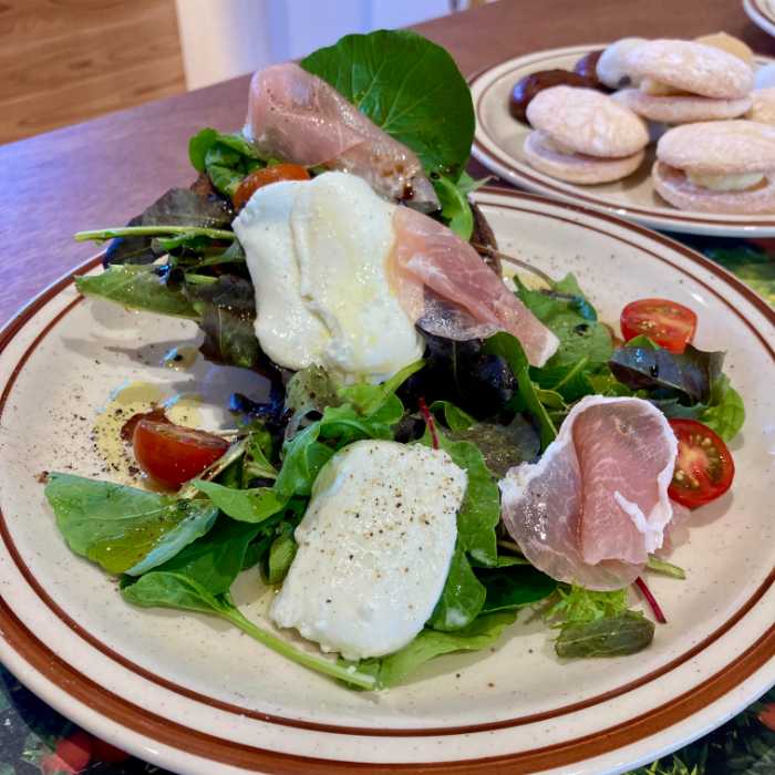 掛川森林果樹公園アトリエテラスのポップオーバーマルゲリータ