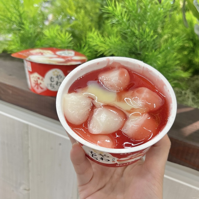 井村屋のやわもちアイスいちご練乳氷⑤