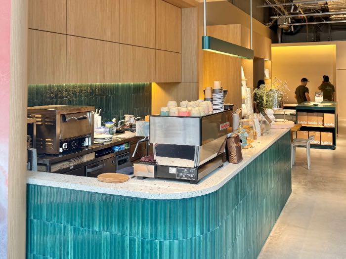 コアラ青山ショールームのカフェ