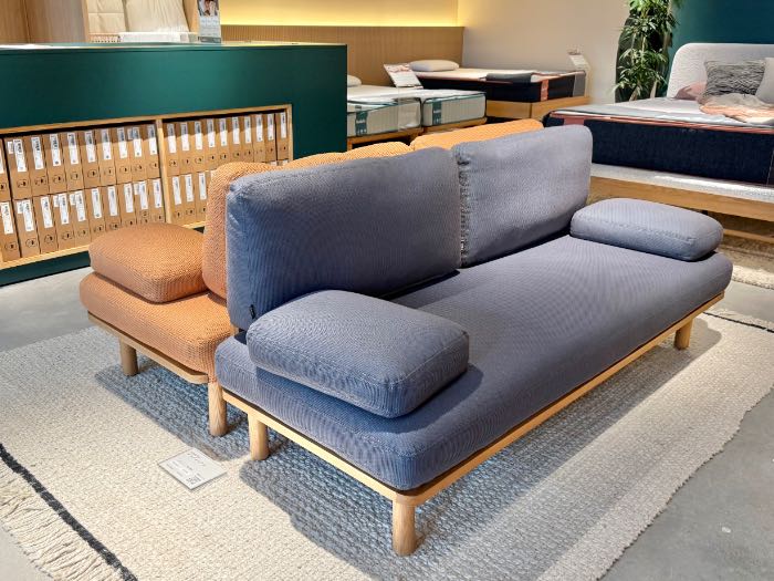 コアラ青山ショールームのソファ