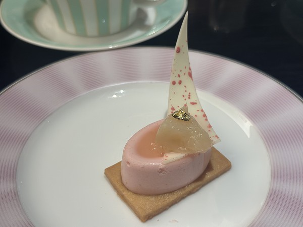 ANA大阪のアフタヌーンティーです。