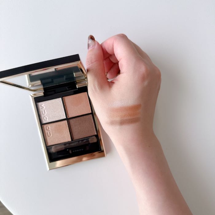 スックのアイシャドウ